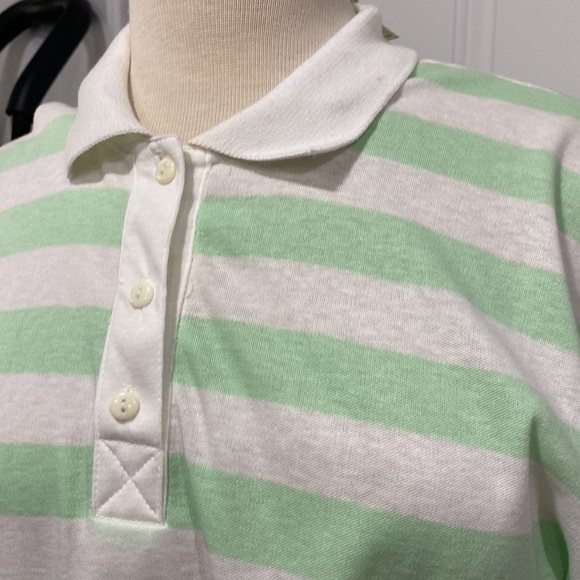 NEW WITH TAGS 🏷️ BLOUSE 👚 - Picture 2 of 7